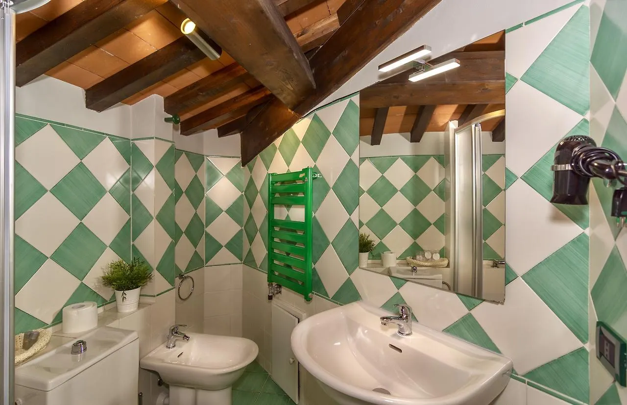 Villa Martina Classic & Luxury Room Pisa Bed & Breakfast