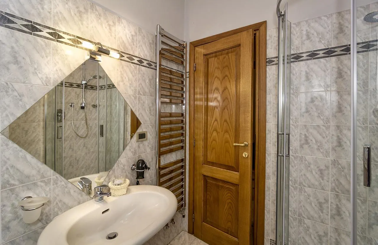 Bed & Breakfast Villa Martina Classic & Luxury Room Pisa