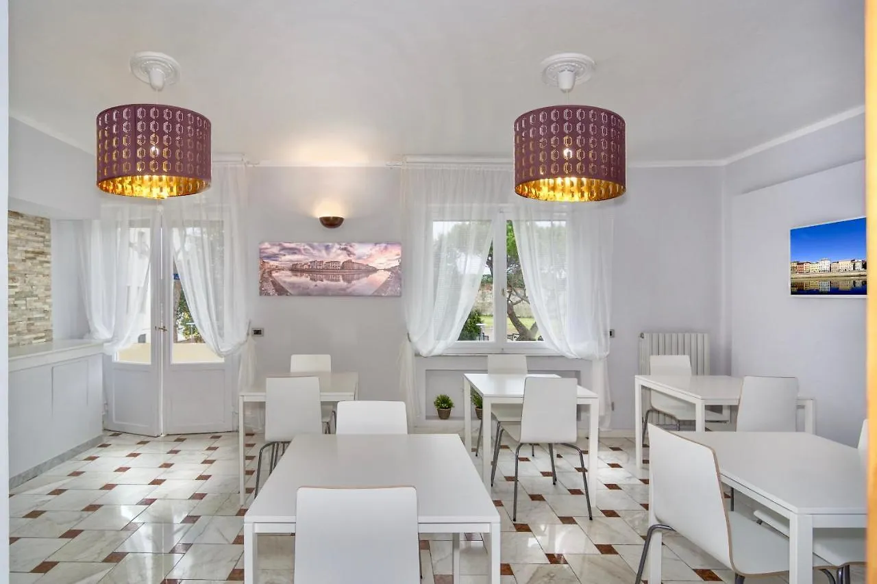 Villa Martina Classic & Luxury Room Pisa Bed & Breakfast