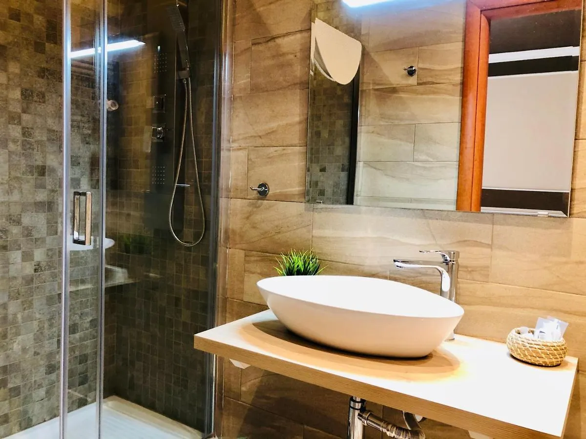 Villa Martina Classic & Luxury Room Pisa Bed & Breakfast
