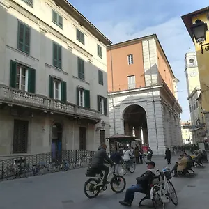 Alojamento de Acomodação e Pequeno-almoço Le Logge, Pisa